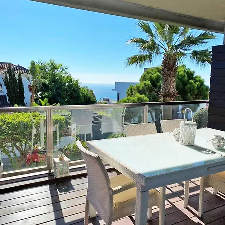 Topfloor With Terrace And Sea Views *