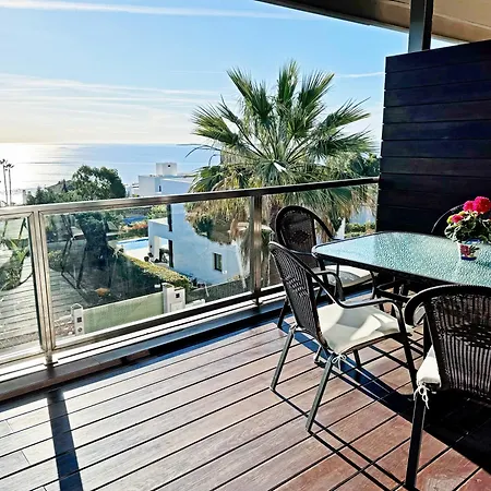Topfloor With Terrace And Sea Views Sotogrande