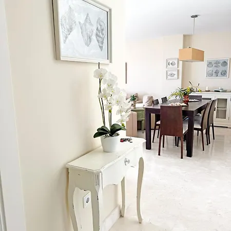 Topfloor With Terrace And Sea Views * Sotogrande